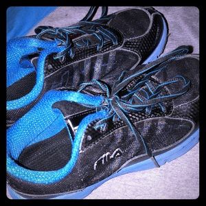 FILA tennis shoes size 2